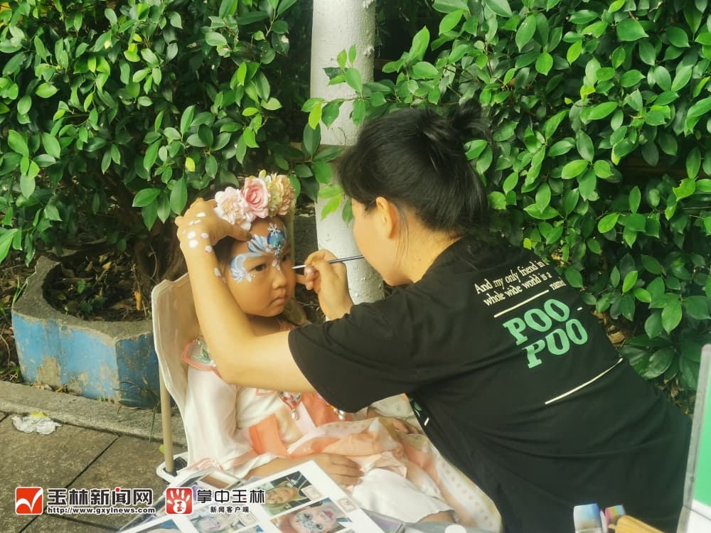 儿童面部彩绘走红玉林：安全使用需谨慎