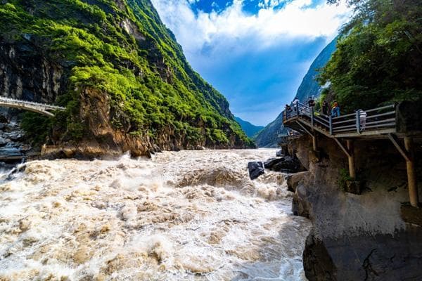 虎跳峡门票优惠政策2024