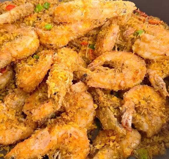 在巧妙的食材搭配中，哪些组合能产生意想不到的鲜味效果？