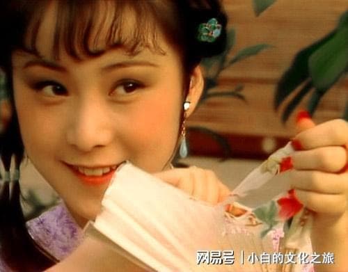 宝玉对晴雯最深的情意，并非是其私自探望；而是这两点！