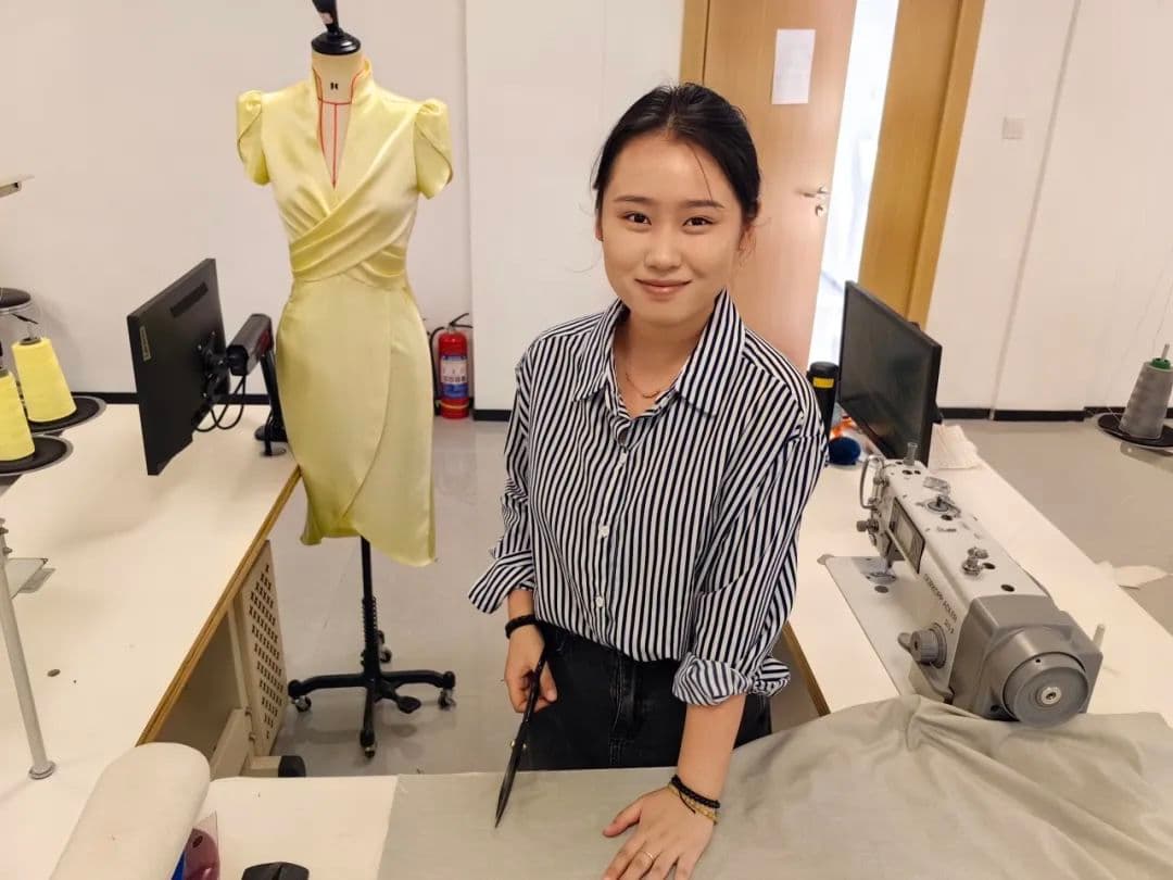 从“金牌学生”到“金牌教师”：一个中职生的7年蝶变之路