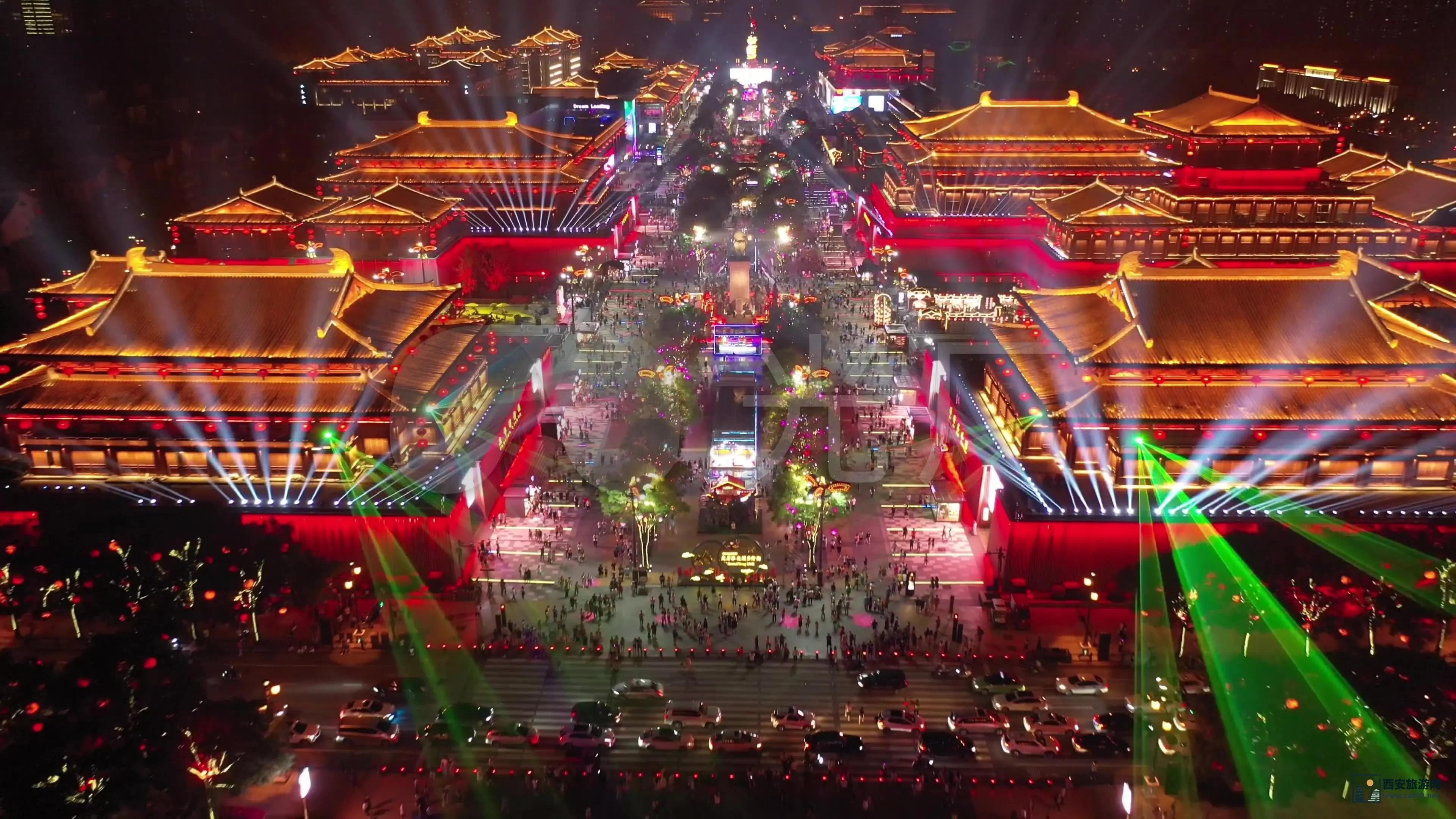 大唐不夜城的建成时间是什么时候？详解其历史背景与建设过程！