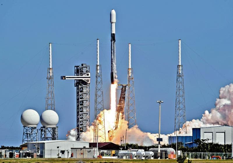 SpaceX频繁发射卫星 加剧太空垃圾氾滥