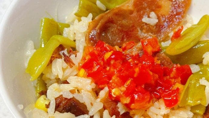 年后腊肉怎么办～～四季豆腊肉焖饭
