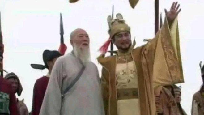 谢逊出家后的故事：从一代高僧到武学宗师
