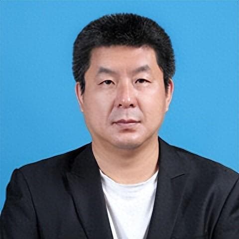 当事人对道路交通事故认定不服如何申请复核？
