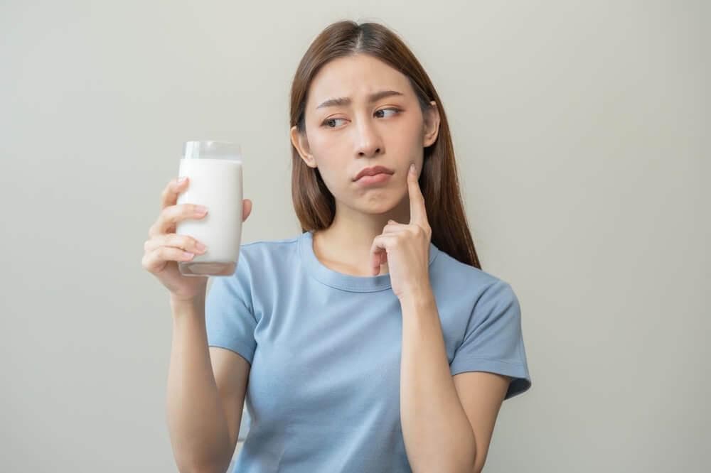 补充蛋白质要喝牛奶还是豆浆好？一篇了解豆浆和牛奶的营养价值差异
