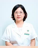 如何通过家庭关怀帮助4.8视力孩子预防近视