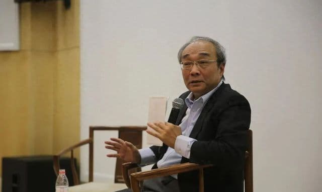 王汎森：龚自珍的《尊史》篇