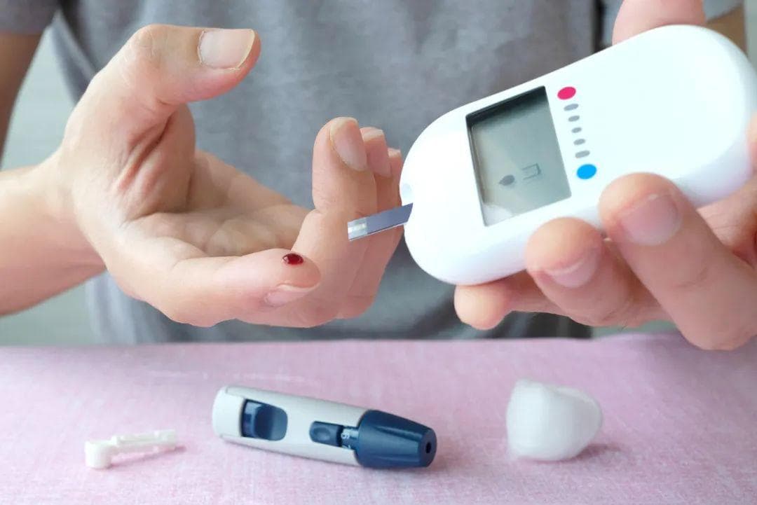 糖尿病有一个最早期的信号，很多人吃了不知道的亏