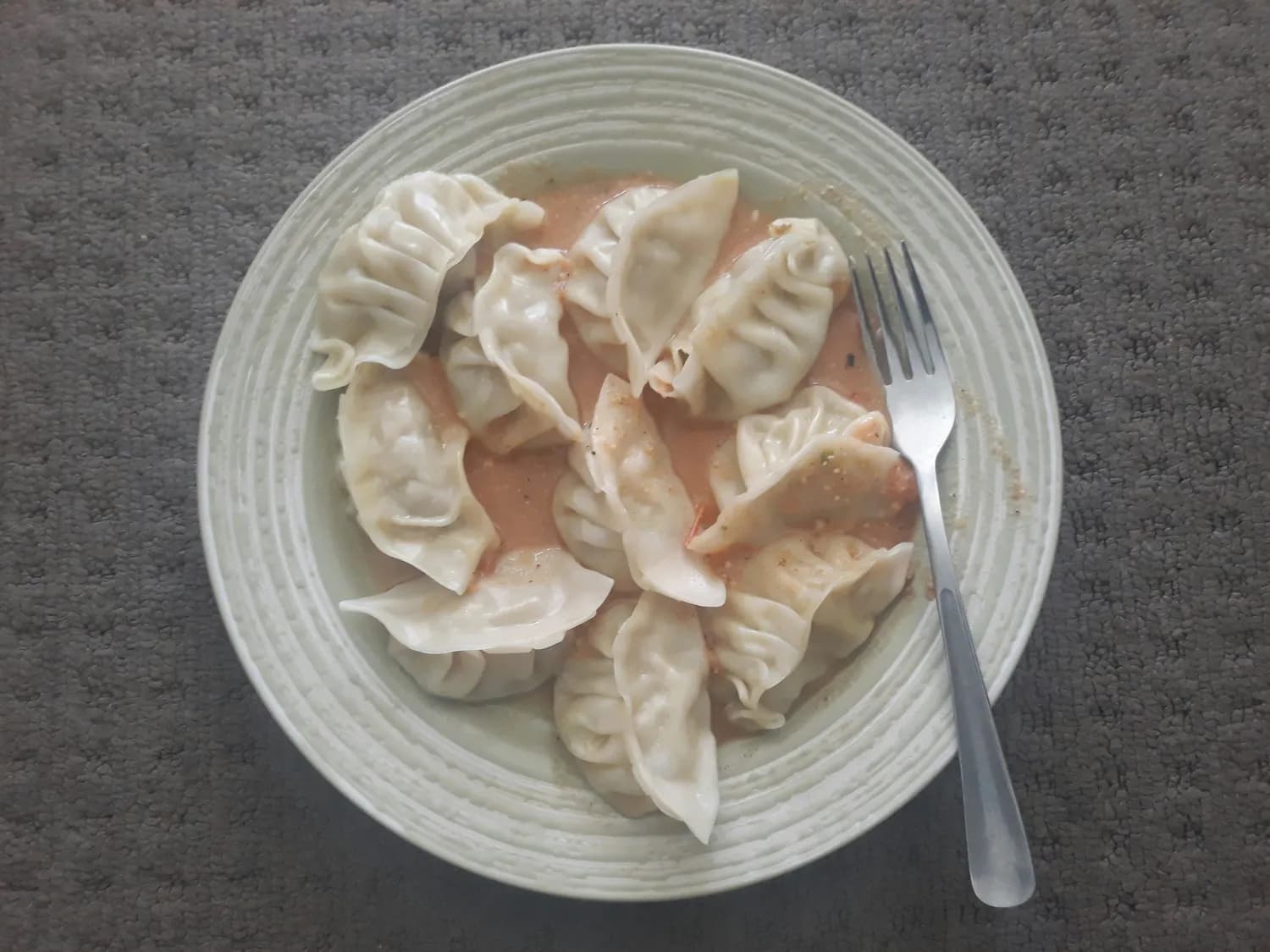 三鲜水饺：冬季养生的美味之选