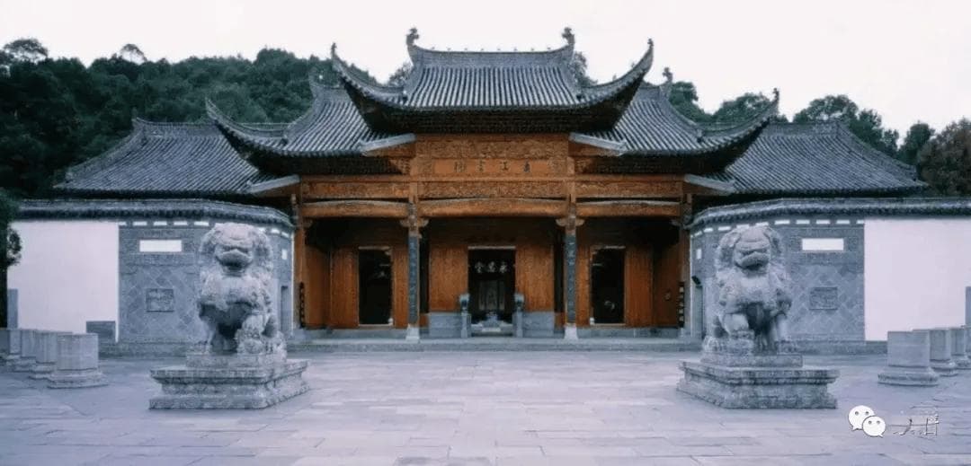 祠堂祖先神位如何排列？
