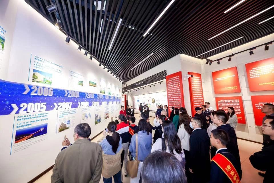34岁的浦东：鉴往知来，向新而长