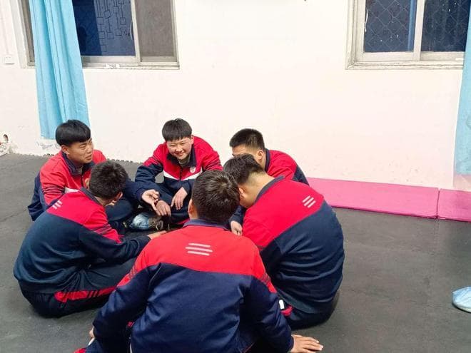解锁逆反心理：如何智慧引导“小叛逆”走向成长之路