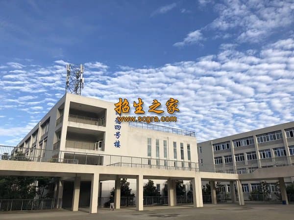 成都市公办中专学校排名TOP5