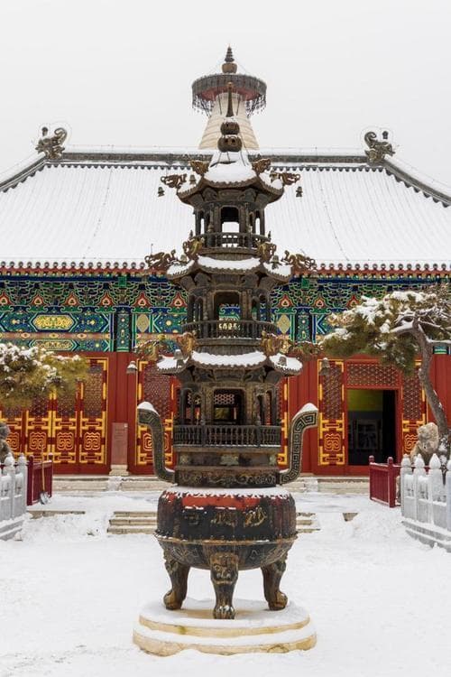如何描写白塔：从细节入手，捕捉建筑之美与文化底蕴