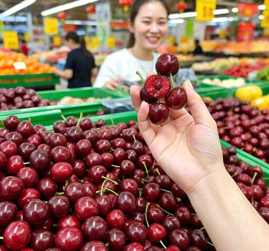 车厘子选购全攻略：从果梗到果脐的品质鉴定指南