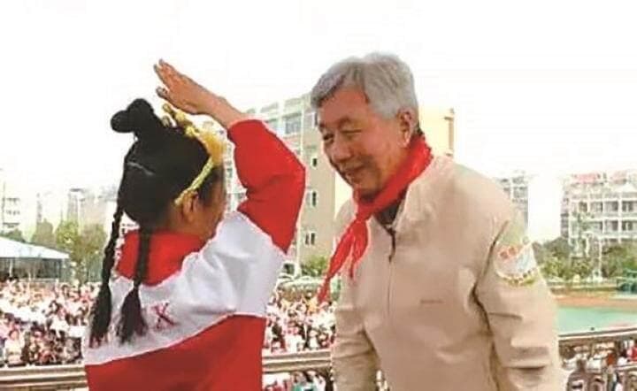 从精神文明灯塔到社会和谐基石——探寻30年来江海志愿者队伍壮大、服务升级之旅