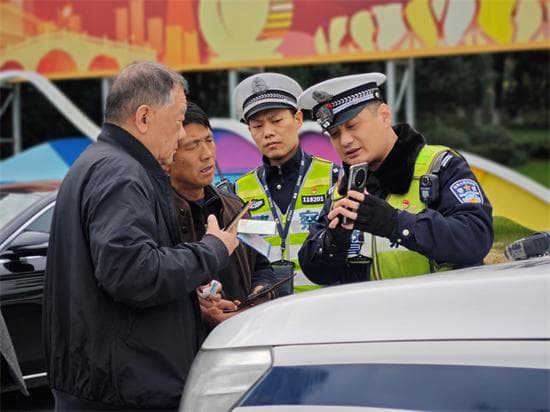 春运明日启动，杭州高速交警发布出行预警：这四个时段最拥堵