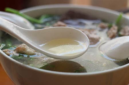 夏天吃莲子好吗？功效与注意事项全解析