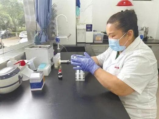 把好校园“舌尖上”的安全关——陕西高校食品安全工作观察