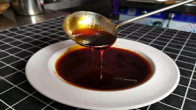 卤水着色料的分类与作用，如何给卤货上红黄色、枣红色和红黑色？