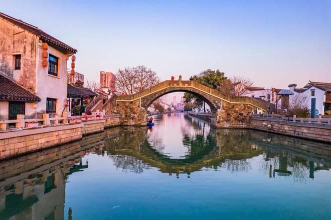 江苏无锡南长街：夜色如画的历史文化名街