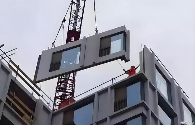 鹰击6系列反舰导弹：从空射型到多平台通用型的发展历程