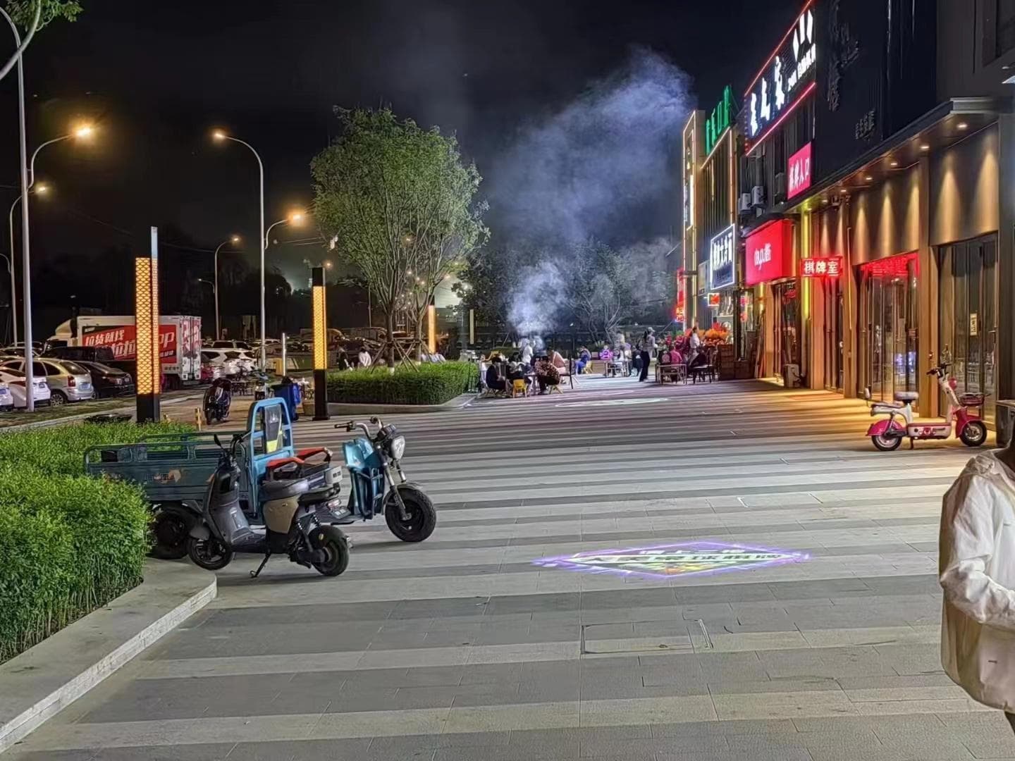 “烟火气”缺拾掇扰民 各地出实招“归置”