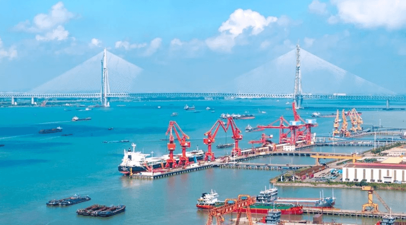 江苏泰兴：推进港口经济转型升级，为区域经济发展注入强劲动能