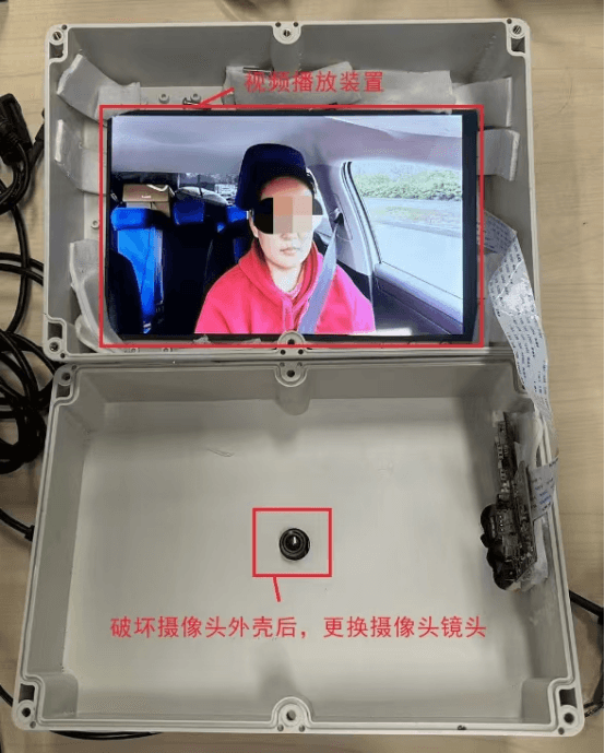 曲靖一教练车使用"照片跑马机"盗刷驾驶培训学时被查！
