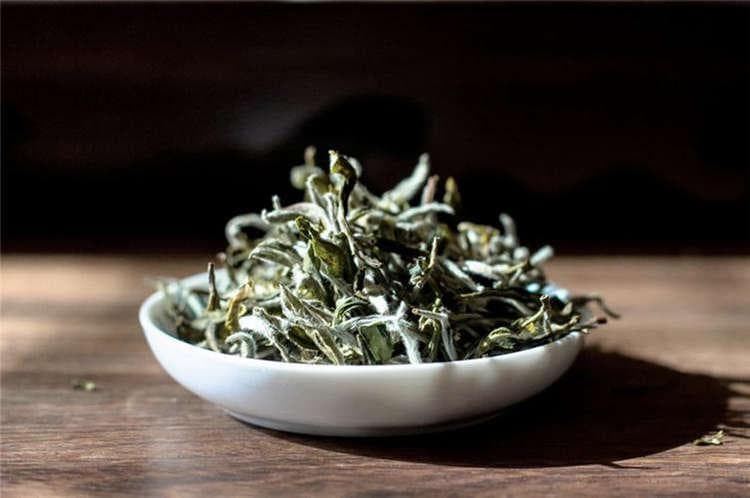 福鼎白茶三大名优茶：白毫银针、白牡丹与寿眉的区别
