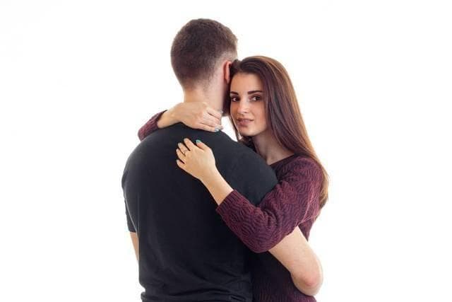 中年女人怎么拥抱你，就是怎么爱你，7种拥抱7种爱