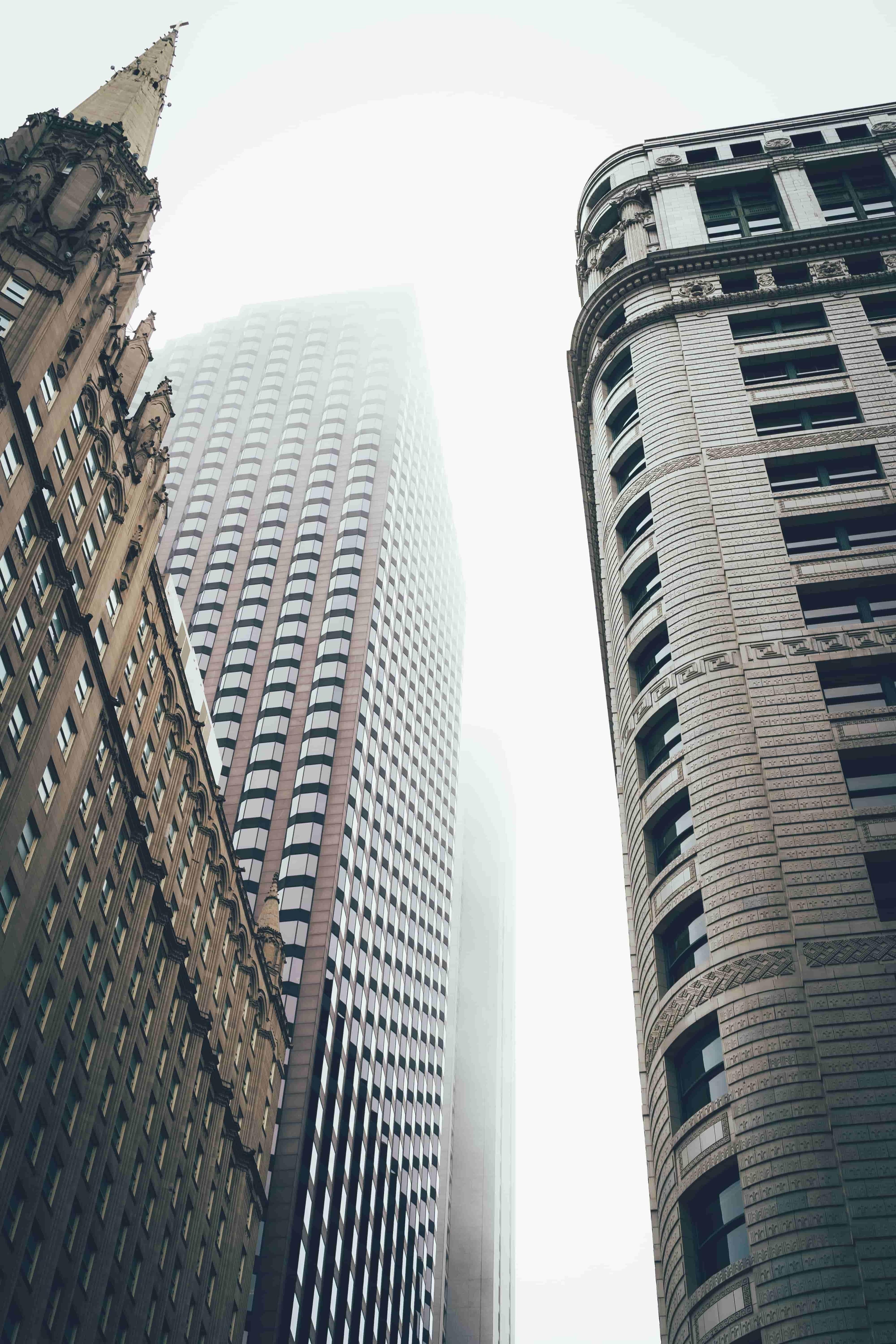 如何搭建稳定的服务器环境：从选择到配置的全流程指南