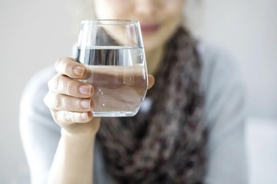 医生提醒：这10种疾病，多喝水就能预防