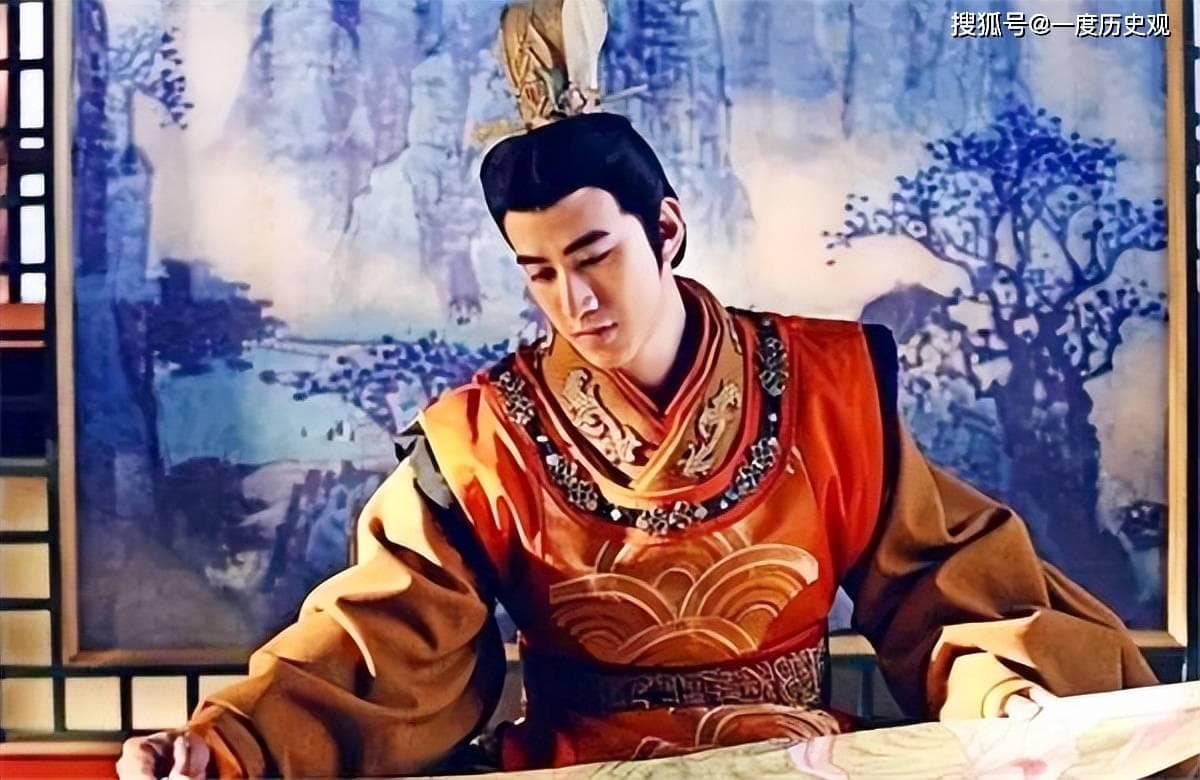 滕王高阁临江渚：历史的传承与现代的风华正茂
