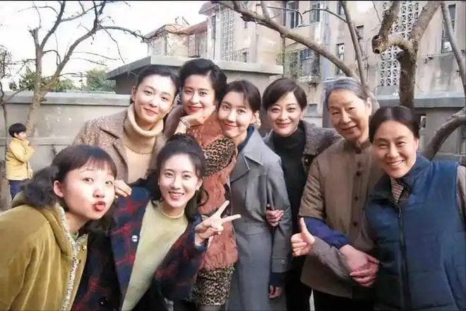 梅婷领衔《六姊妹》收视爆表，这部年代剧凭何打动观众？