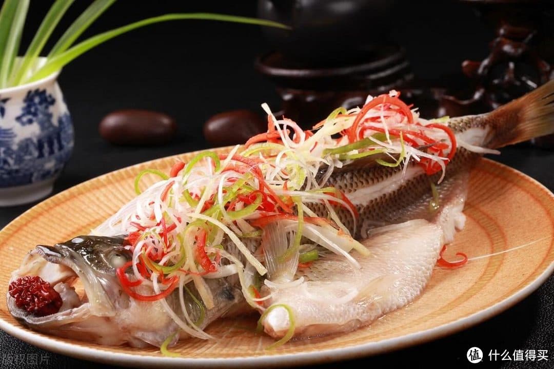 蒸鲈鱼15分钟能否熟透？揭秘烹饪时间的关键因素