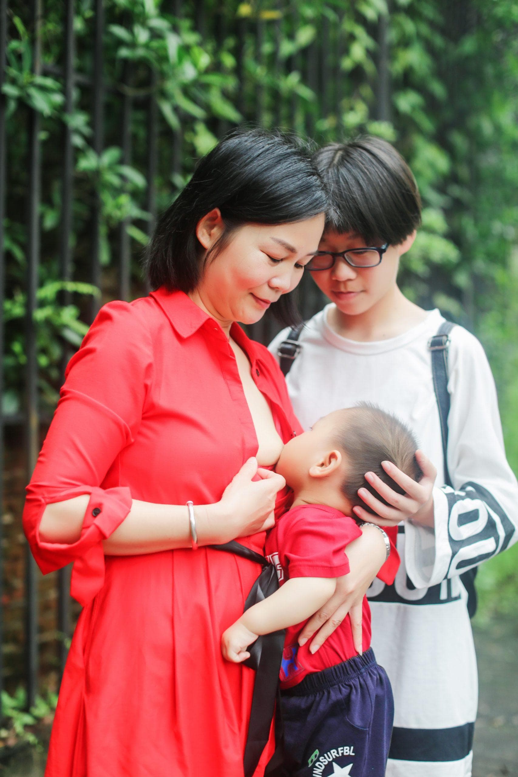 哺乳期的母体健康：营养指南与常见疑虑解答