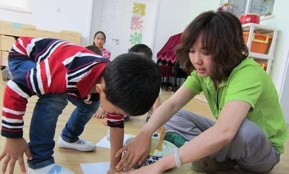 幼师辞职后能找什么工作?这4条出路还不错,发展前景也可观