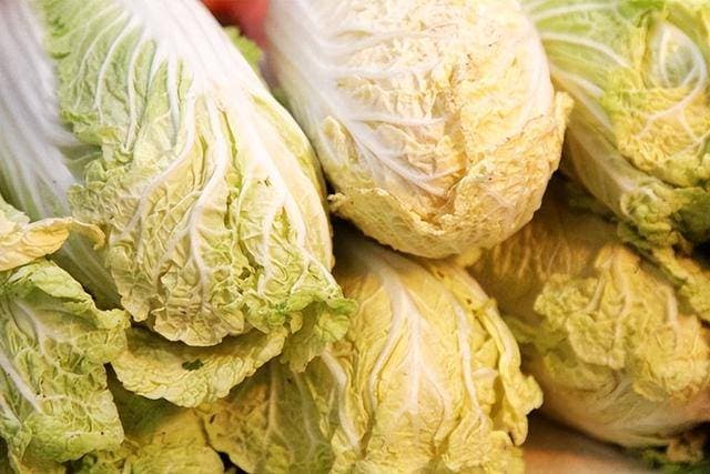 冬季常吃大白菜不止是便宜，其实有这5个好处！