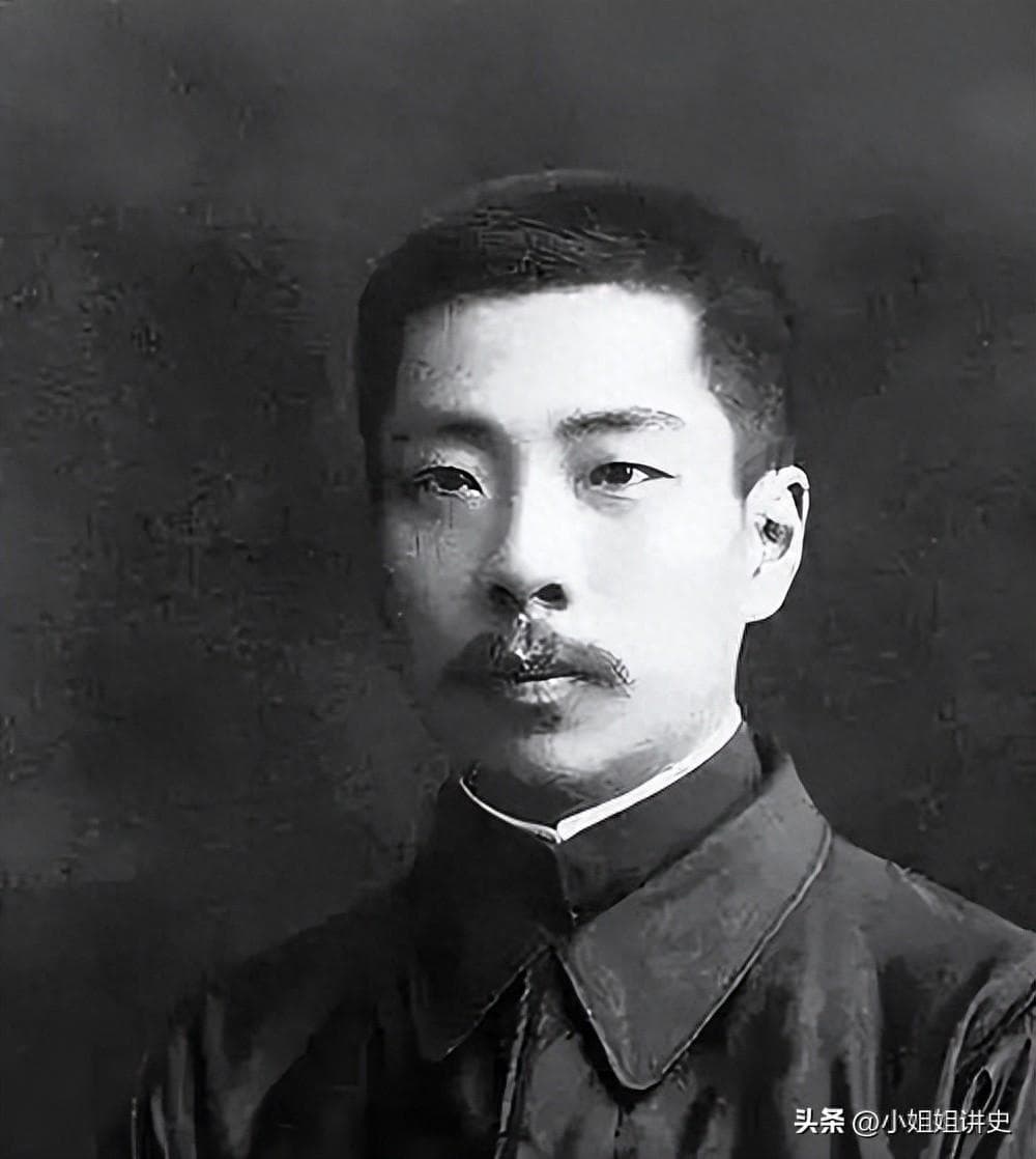 鲁迅家走向没落，爷爷和父亲险些丧命，竟因仆人的一个举动？