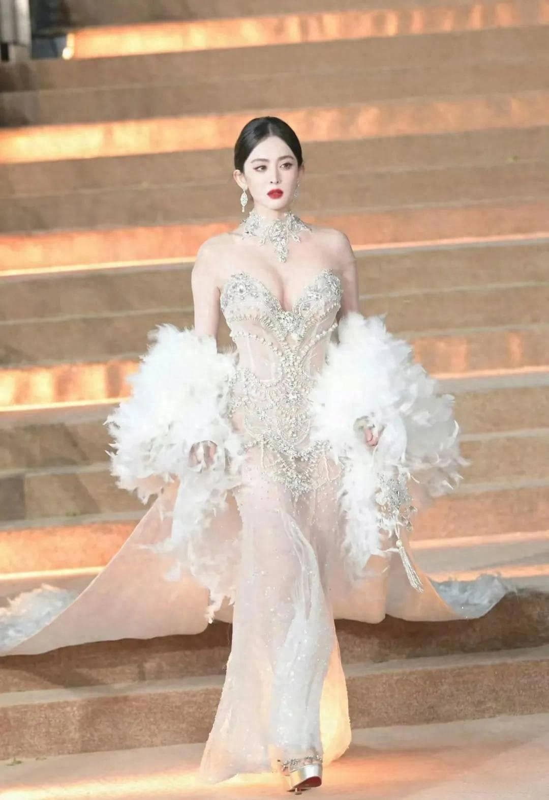 颜值巅峰的古力娜扎，演技却成争议焦点？