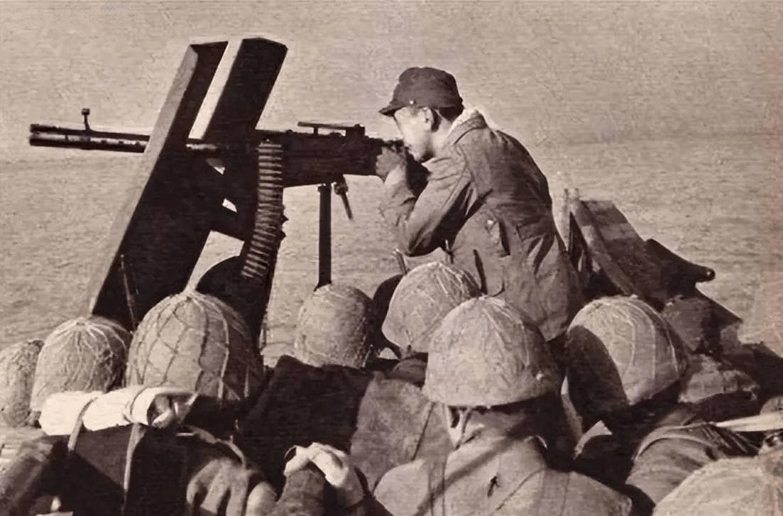 二战日本形形色色的单兵反坦克武器，刺雷最奇葩，氰酸手雷最阴险
