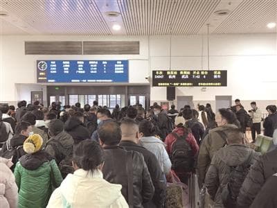 铁路票价优惠叠加高铁红利，2025春运出行方式生变