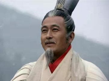 商鞅为什么来到秦国？他在哪些方面作出了变革？