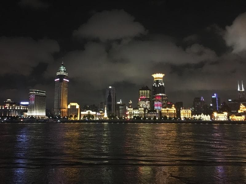 为什么公寓比住宅房便宜许多