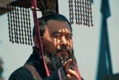 孙权为何会主动劝曹操称帝呢？他的目的是什么？