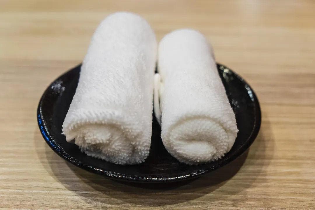 发烧了，冷敷和热敷哪个更好？