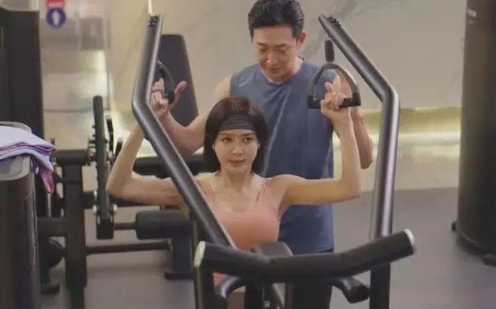 越来越多睡不着的年轻人，困在误用安眠药里